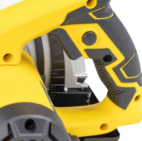 Пила циркулярная сетевая Kolner KCS 190/1600 [кн190-1600]