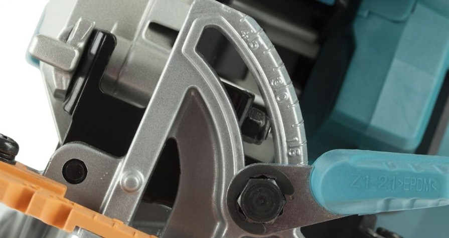 Пила циркулярная сетевая MAKITA HS 7100 [HS7100]