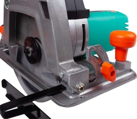 Пила циркулярная сетевая Sturm CS50201