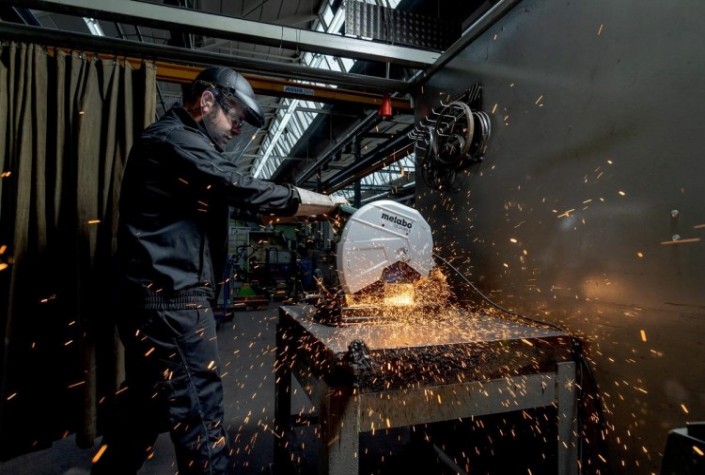 Пила монтажная сетевая METABO CS 22-355 [601786000]