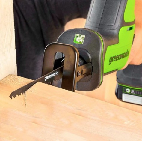 Пила сабельная аккумуляторная GREENWORKS GPT-CRS-25 1 200 507 компактная без АКБ и ЗУ [1200507]