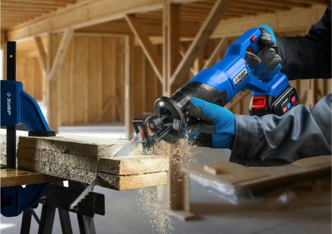 Пила сабельная аккумуляторная ЗУБР Профессионал SPB-180 20v бесщеточная без акб и зу [SPB-180]