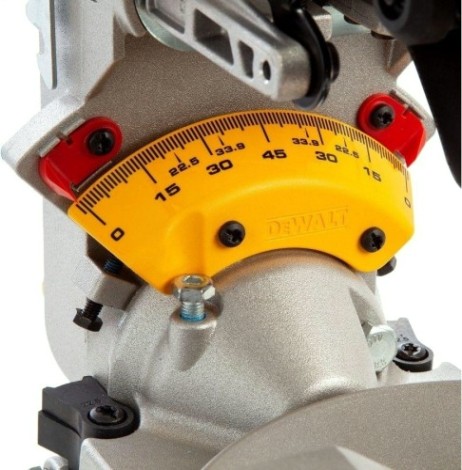 Пила торцовочная сетевая DeWALT DWS 727 [DWS727-QS]