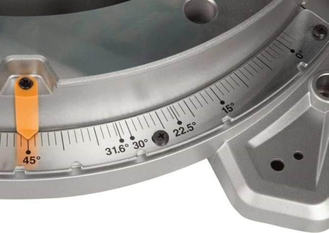 Пила торцовочная сетевая MAKITA LS 1219 L [LS1219L]