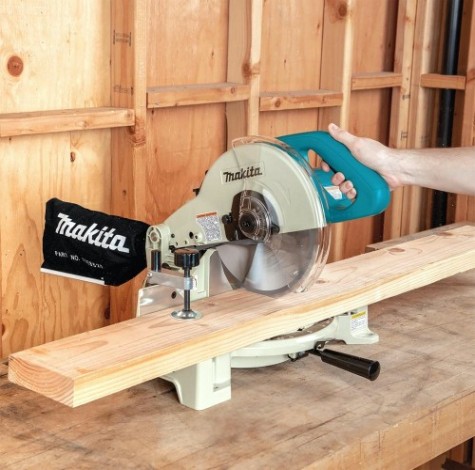 Пила торцовочная сетевая MAKITA LS1040N