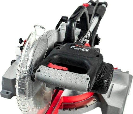 Пила торцовочная сетевая P.i.t. PCM255-C2