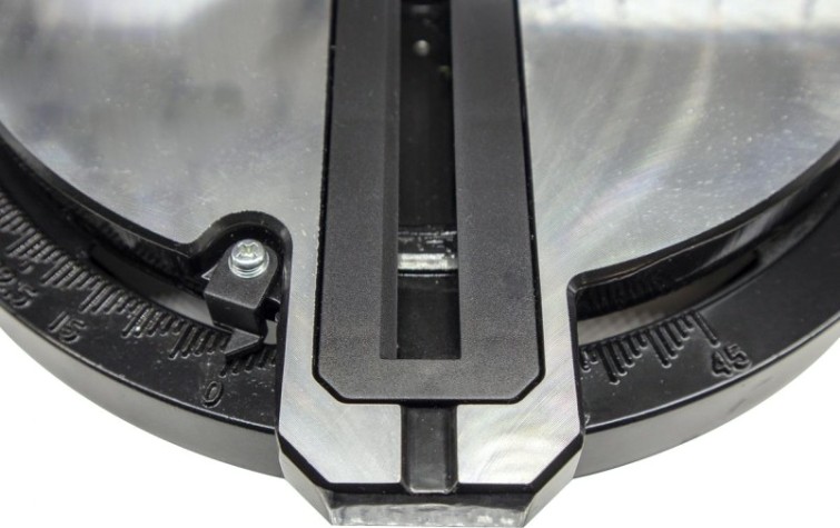 Пила торцовочная сетевая Ресанта ТП-210 [75/18/2]