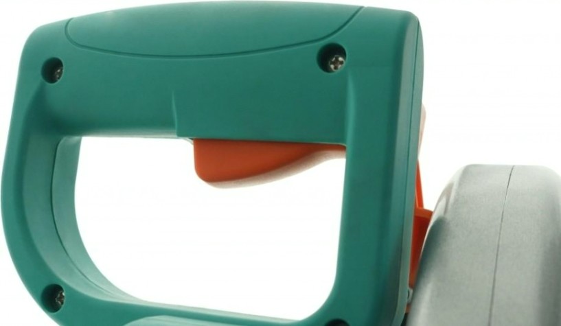 Пила торцовочная сетевая Sturm MS55211 Пила торцовочная сетевая Sturm MS55211