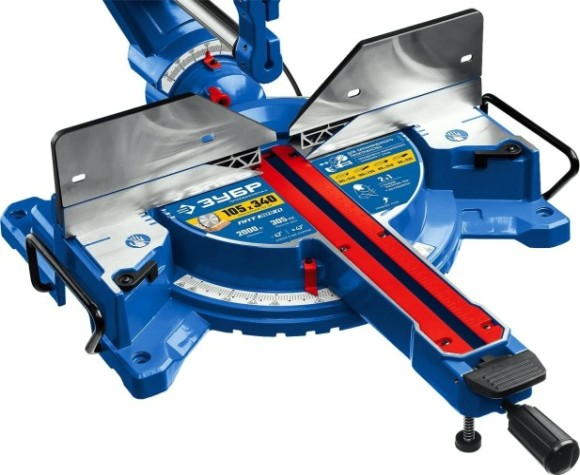 Пила торцовочная сетевая ЗУБР ППТ-305-П Профессионал