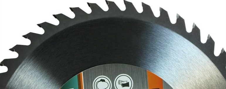 Пильный диск по дереву Sturm 9020-300-32-60T 300x32x60 зубьев, переходное кольцо 30 мм