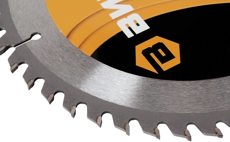 Пильный диск по дереву ВИХРЬ 210х30 мм,36 зубьев диск по [73/10/4/7]