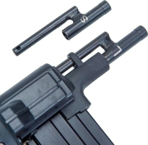 Пистолет монтажный HYBEST GSR40A2022 газовый (2 акб и зу) по бетону [HBGSR40A2022]