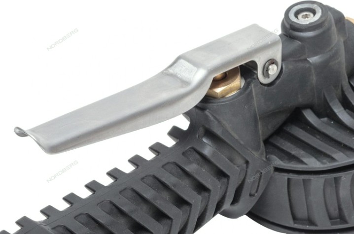 Пистолет NORDBERG Ti8D для подкачки колес, манометр цифровой