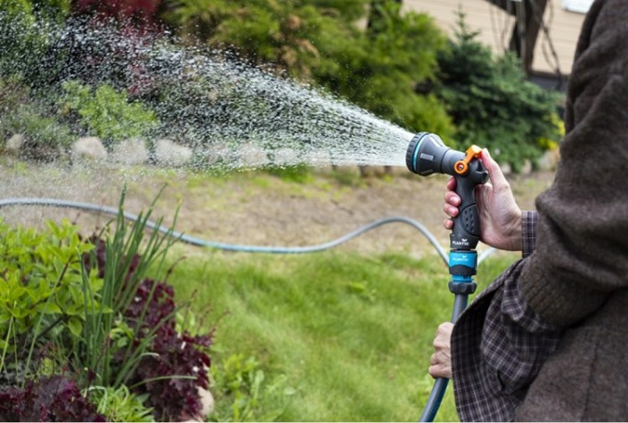 Пистолет-распылитель PLANTIC 39365-01 Multi Light, 8 режимов Пистолет-распылитель PLANTIC 39365-01 Multi Light, 8 режимов