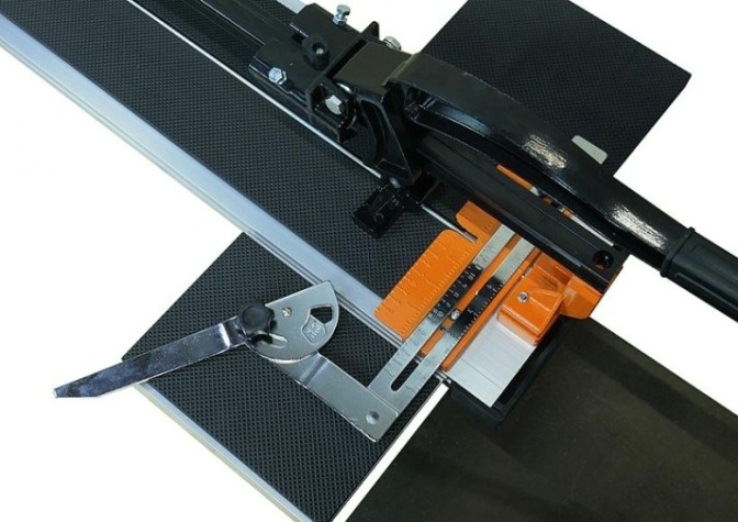 Плиткорез Sturm 1072-TC-1200P реглировка угла реза, на подшипниках Плиткорез Sturm 1072-TC-1200P реглировка угла реза, на подшипниках