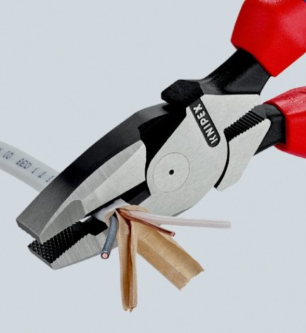 Плоскогубцы KNIPEX KN-0902240SB Lineman's электромонтажные, 240 мм