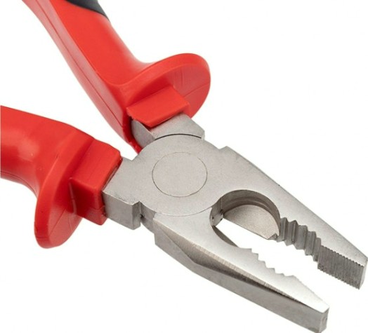 Плоскогубцы REXANT 12-4612 комбинированные 180 мм, двухкомпонентные рукоятки