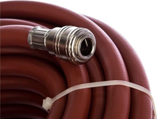 Пневмошланг STELS 20 м резиновый, 10x16мм, 24 бар, армированный, быстросъ [57023]