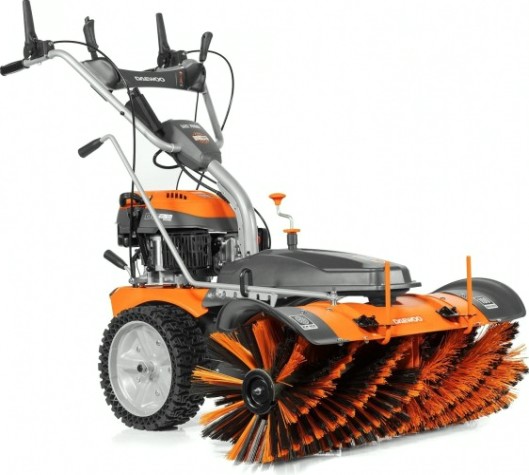 Подметальная машина DAEWOO DASC 70100E с электростартером