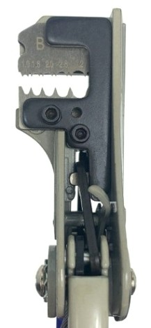 Пресс-клещи WORKPRO WP291006 обжимные 168мм автоматические Пресс-клещи WORKPRO WP291006 обжимные 168мм автоматические