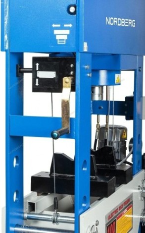 Пресс напольный NORDBERG N36100Е 100 тонн, электрогидравлический [N36100E]