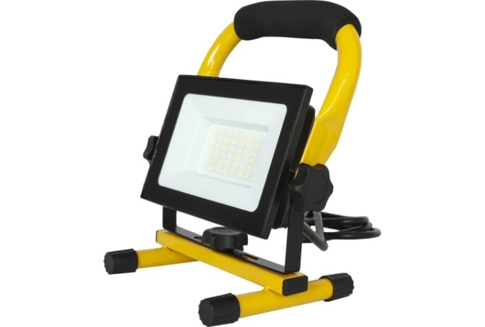 Прожектор GLANZEN FAD-0016-50 SMD IP65 6500K переносной