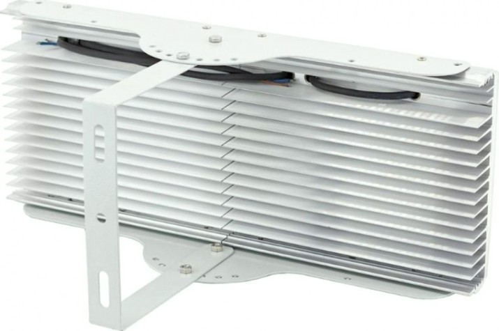 Прожектор GLANZEN PRO-0030-300 светодиодный Прожектор GLANZEN PRO-0030-300 светодиодный