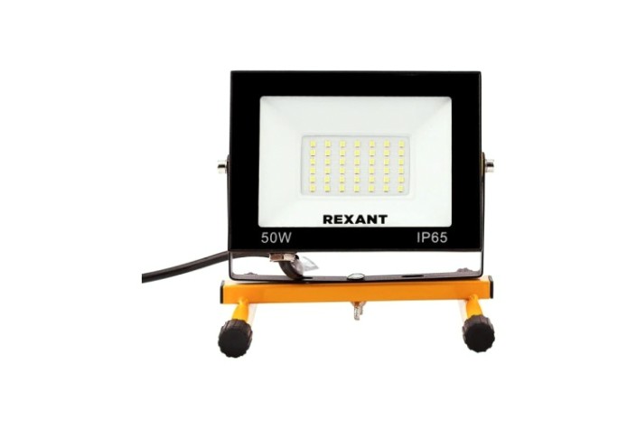 Прожектор REXANT 605-022 СДО-EXPERT 50Bт 4000Лм 6500К шнур 2м и евровилка