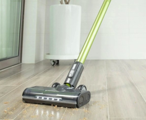 Пылесос аккумуляторный GREENWORKS 4701407UB вертикальный