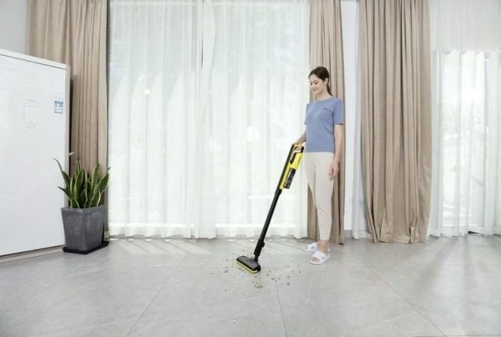 Пылесос аккумуляторный KARCHER VC 4s Cordless (1.198-280.0) [1.198-280.0]