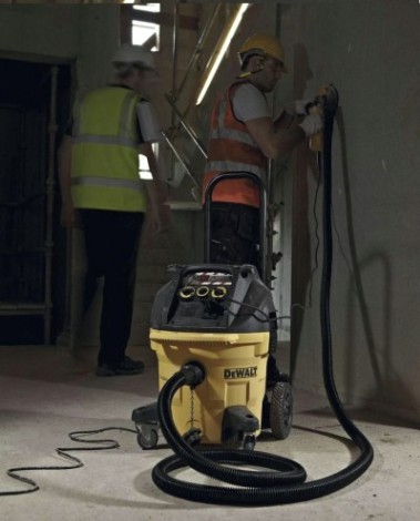 Пылесос сетевой DeWALT DWV 902 M [DWV902M-QS]