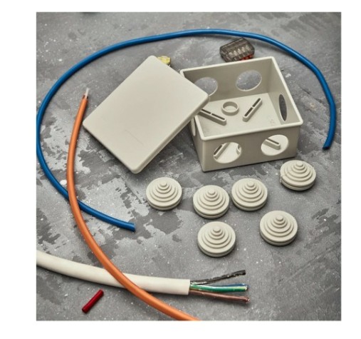 Распаячная коробка REXANT 28-3052 ОУ 85х85х40 мм, IP44 Распаячная коробка REXANT 28-3052 ОУ 85х85х40 мм, IP44