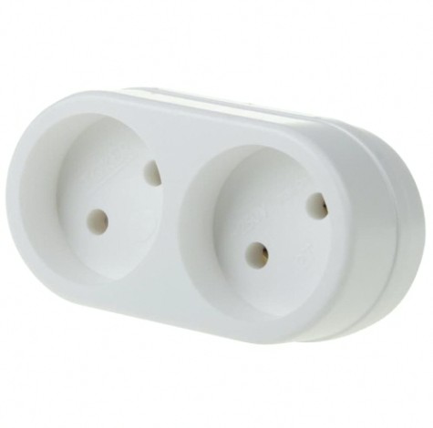 Разветвитель REXANT 11-1074 электрический 10A вертикальный б/з, белый