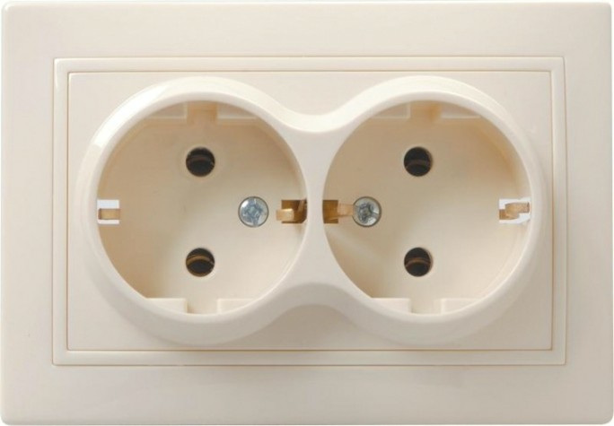 Розетка IEK Кварта РС12-3 2-м сп 16а ip20 с заземл. крем. [ERK24-K33-16-DM]