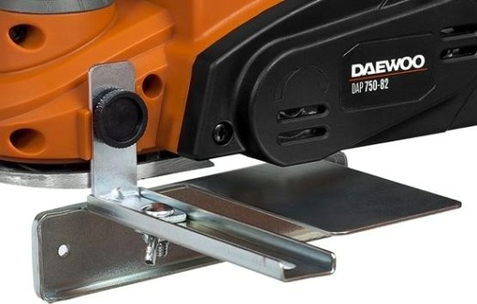 Рубанок сетевой DAEWOO DAP 750-82 Рубанок сетевой DAEWOO DAP 750-82