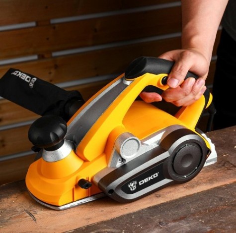 Рубанок сетевой DEKO DKEP1400W with a stand со станиной [063-4337]