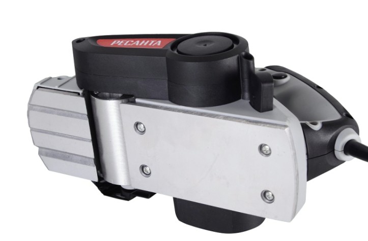 Рубанок сетевой Ресанта Р-82СТ [75/5/2]