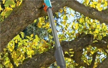 Ручка телескопическая GARDENA 03720-20.000.00 160 - 290 см Ручка телескопическая GARDENA 03720-20.000.00 160 - 290 см