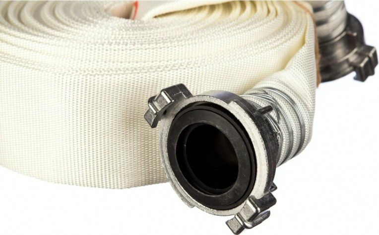 Рукав напорный DDE 50 мм х 20 м головками ГР-50 779-981 [779-981]