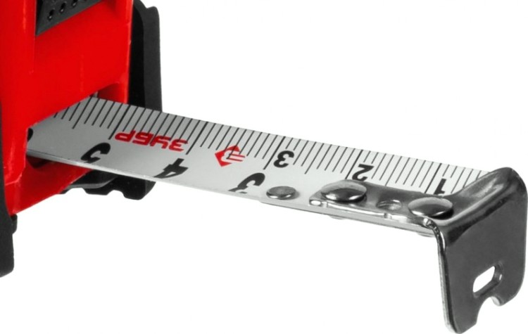 Рулетка ЗУБР МАСТЕР 5м / 19мм с ударостойким обрезиненным корпусом [34055-05-19_z03]