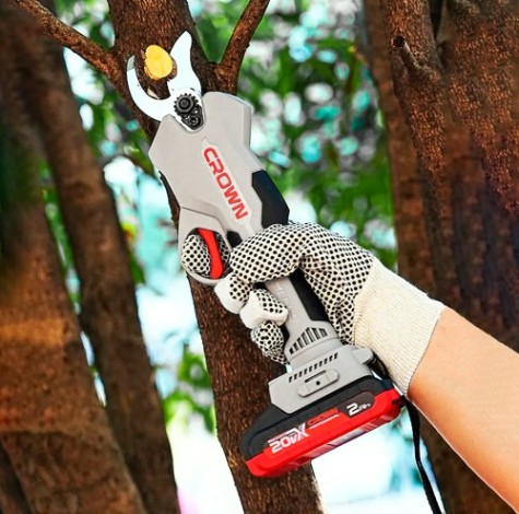 Секатор аккумуляторный Crown CT29001HX BL Секатор аккумуляторный Crown CT29001HX BL