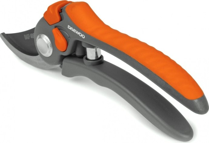 Секатор DAEWOO DAGP 400 плоскостной Секатор DAEWOO DAGP 400 плоскостной