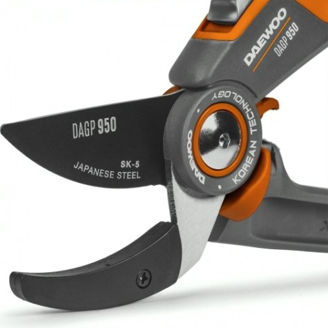 Секатор DAEWOO DAGP 950 контактный c храповиком Секатор DAEWOO DAGP 950 контактный c храповиком