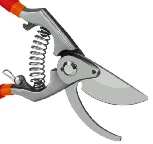 Секатор GRINDA G-7 G-7 цельнокованый, с направленным под углом лезвие [423107]