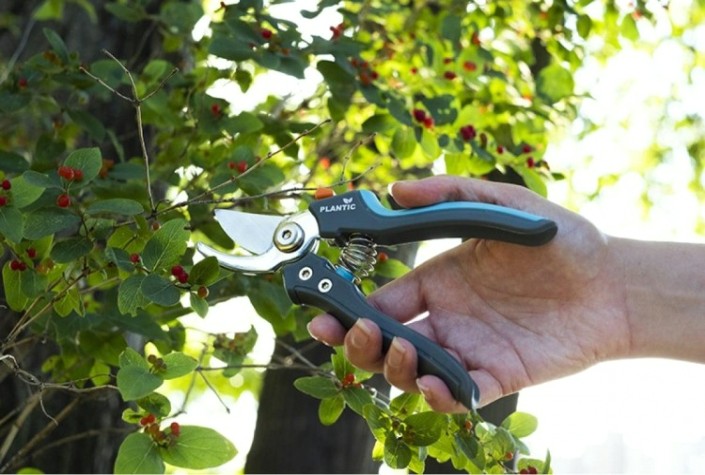 Секатор PLANTIC Light L68 плоскостной [25268-01]