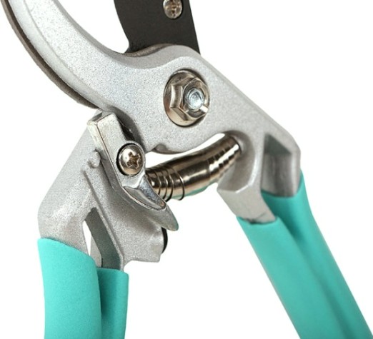 Секатор Sturm 3012-04-25 титановым покр., япон сталь sk5 алюм ручка