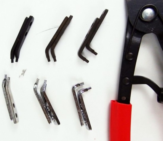 Съемник стопорных колец AE&T TA-H1036 2 шт со сменными носами 10" Съемник стопорных колец AE&T TA-H1036 2 шт со сменными носами 10"