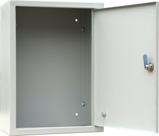 Щит металлический распределительный RUCELF Щ-04 IP31 навесной