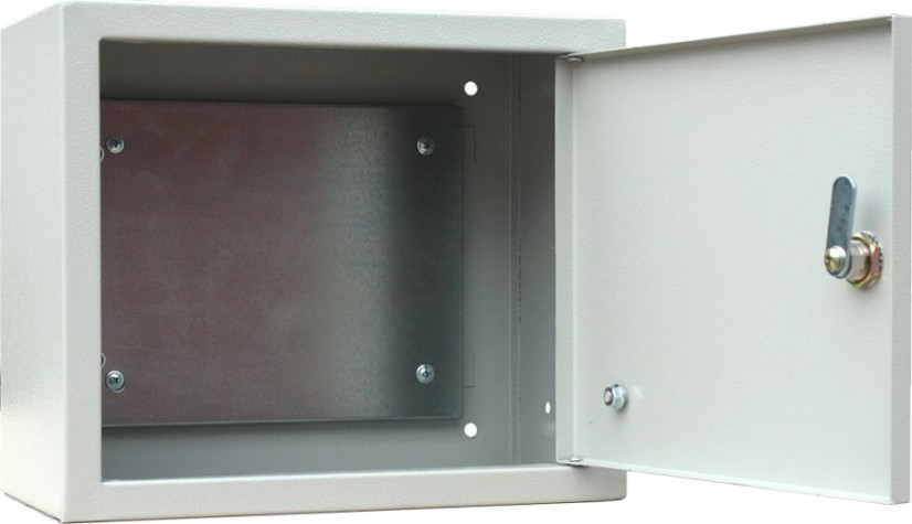 Щит металлический распределительный RUCELF ЩМП-02 IP31 навесной с монтажной панелью Щит металлический распределительный RUCELF ЩМП-02 IP31 навесной с монтажной панелью