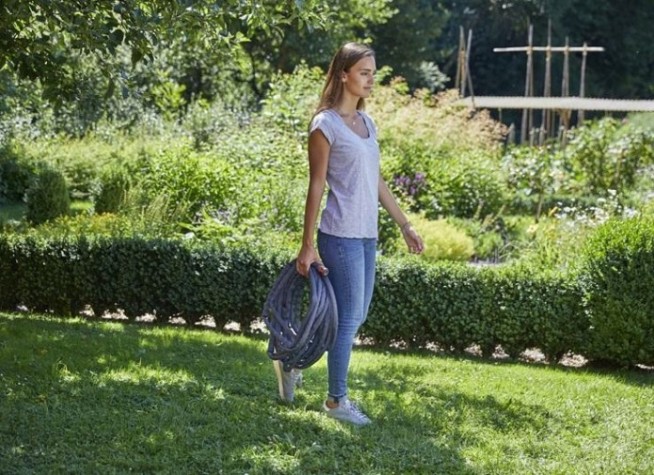 Шланг текстильный GARDENA Liano 1/2" х 10 м с комплектом для полива 18425-20.000.00 [18425-20.000.00]